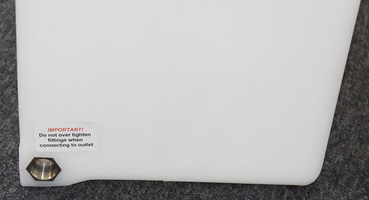 250 Liter Vertikaltank mit Schottverschraubung - 110x33x83cm