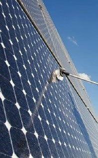 Reinigung von Solar- und Photovoltaikanlagen