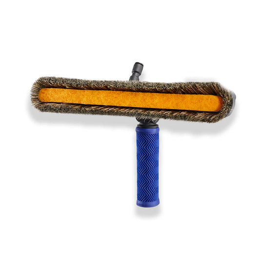 Reach-it Ultra-Lite Bürste  mit mit natürlichem Wildschweinhaar, vereint Bürste und Padhalter in einem, für die professionelle Glasreinigung.