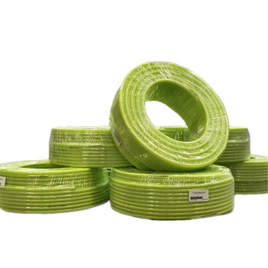 8mm Wasserschlauch, geeignet für Kalt- und Warmwasser.